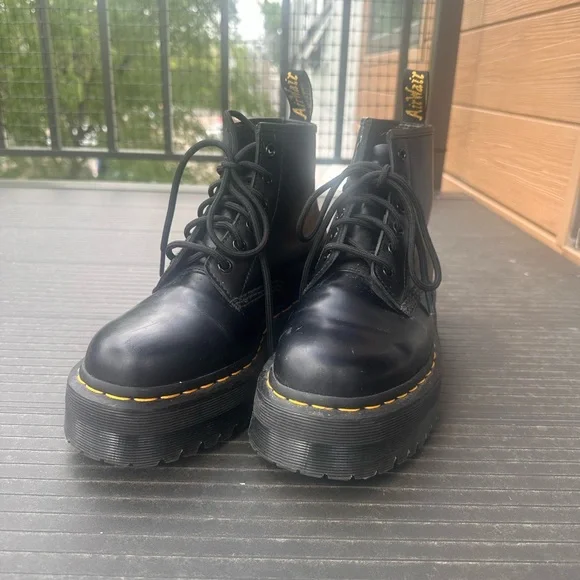 Dr Martens 101 Quad Smooth Leather Platform Ankle Boots in black US size 7 EU 38 - Picture 5 of 7